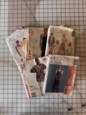 Mixed Lot 22 Vintage Sewing Patterns Clothing Vogue Butterick Simplicity McCalls